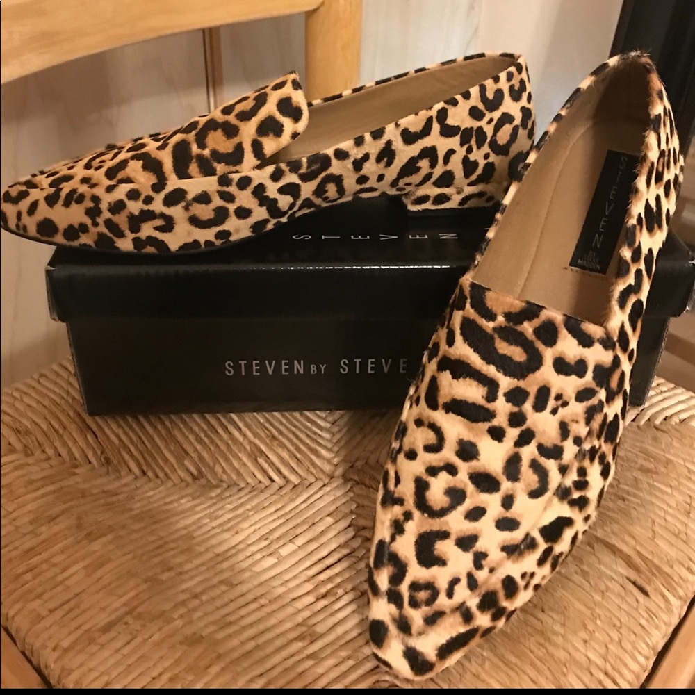 Steven by Steve Madden leopard flats